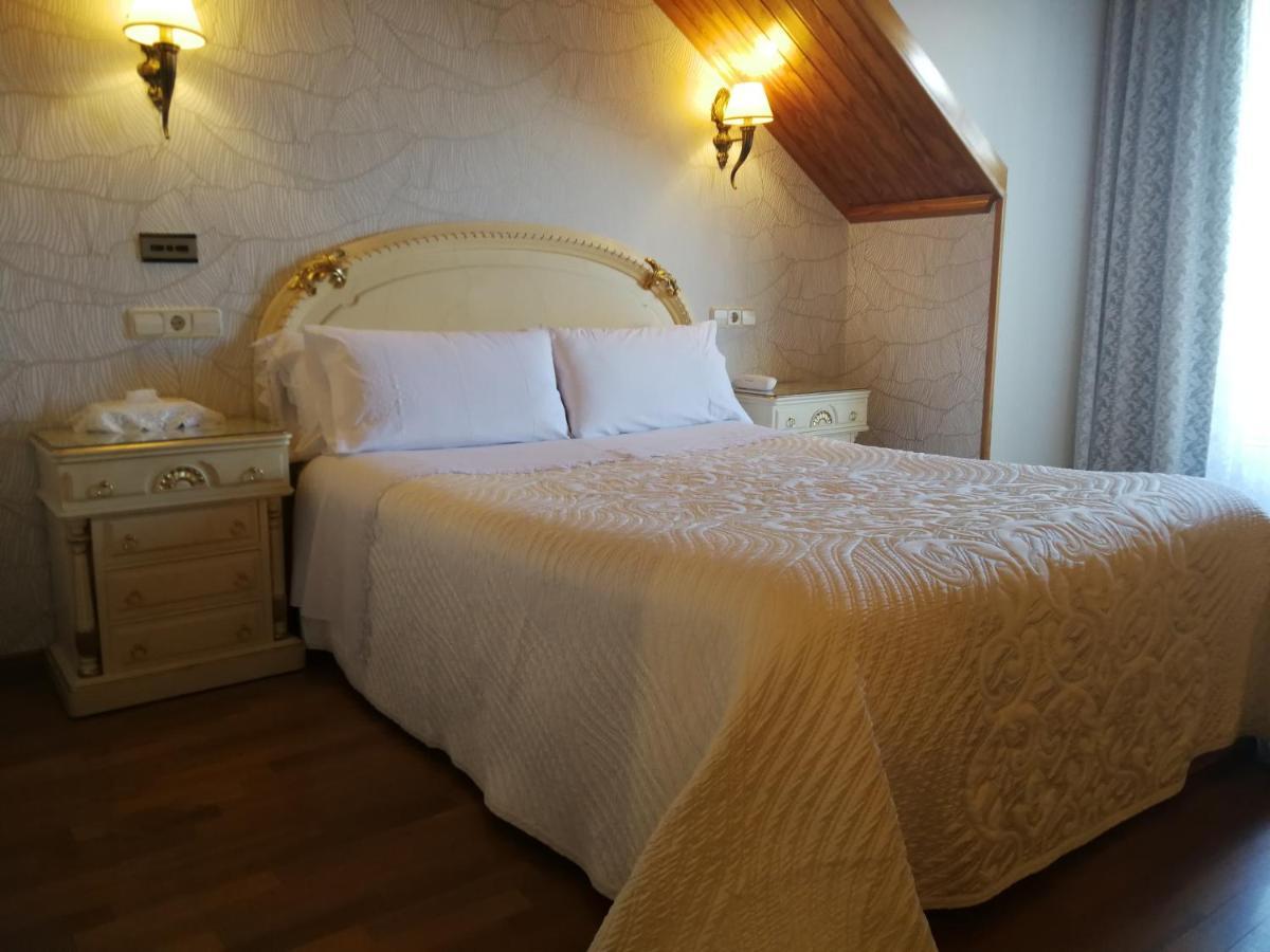Hotel Playa Compostela Vilagarcia de Arousa Exterior photo