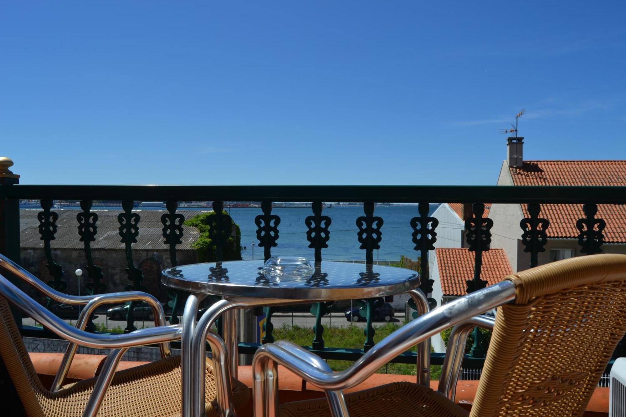 Hotel Playa Compostela Vilagarcia de Arousa Exterior photo