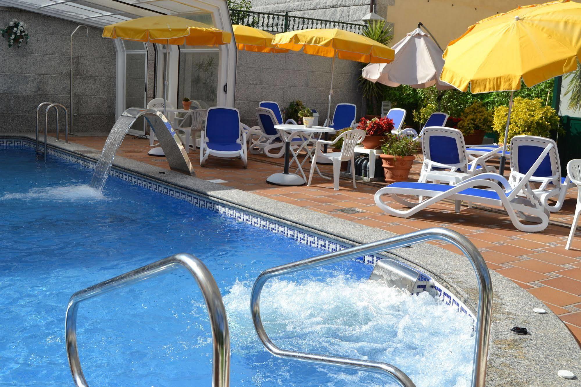 Hotel Playa Compostela Vilagarcia de Arousa Exterior photo